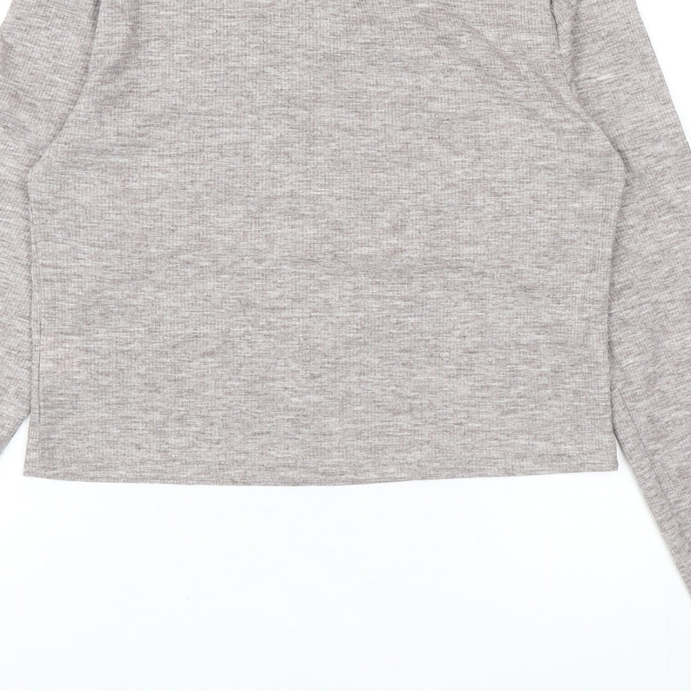 Daze Womens Grey Polyester Cropped T-Shirt Size L V-Neck - Simplicity