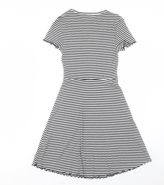 Marks and Spencer Womens White Striped Polyester A-Line Size 6 Crew Neck Pullover - Lettuce Edging