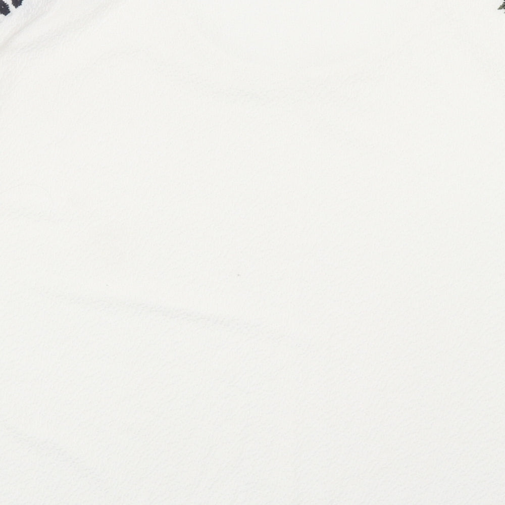 Boohoo Womens White Polyester Basic T-Shirt Size 6 Round Neck - Floral Detail