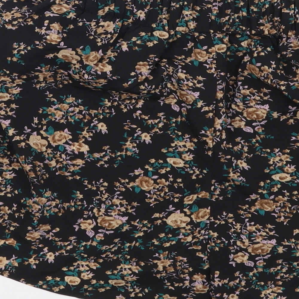 SheIn Womens Black Floral Polyester Bermuda Shorts Size M L4 in Regular
