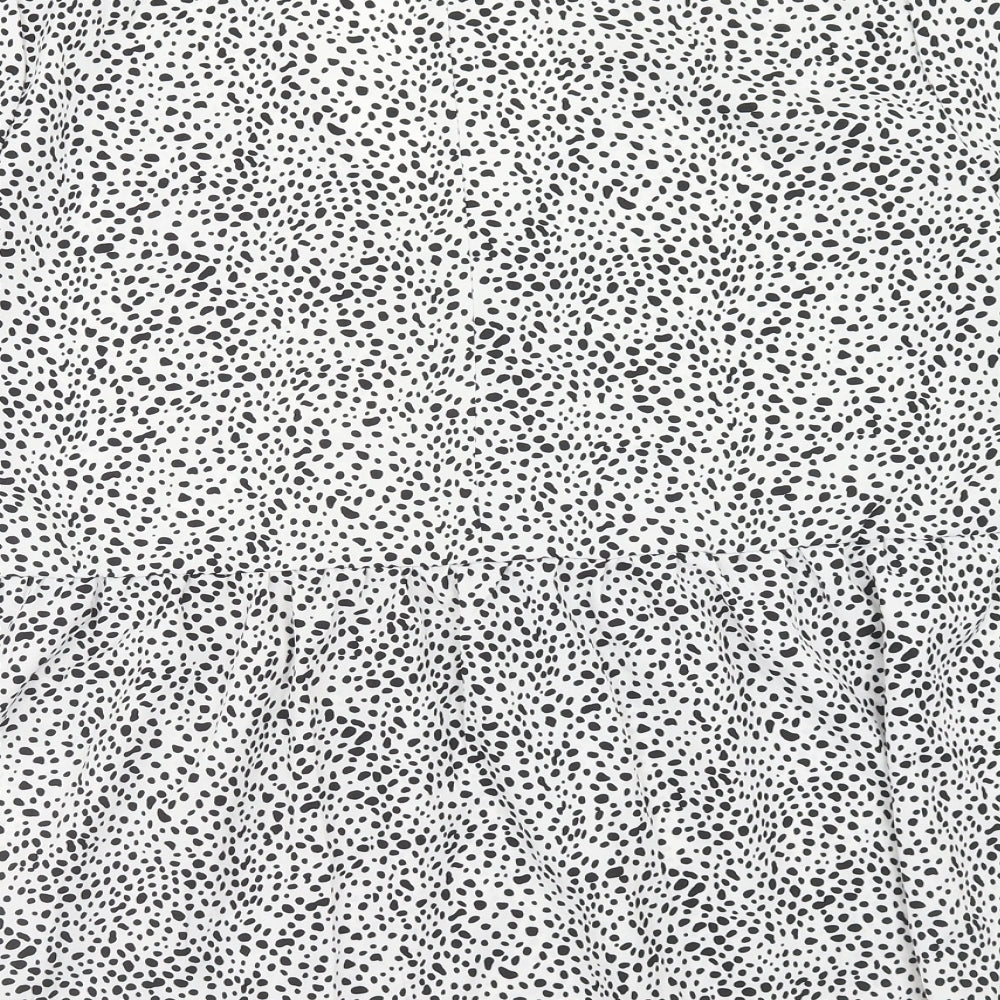 SheIn Womens White Geometric Polyester Basic Blouse Size XL V-Neck - Smock