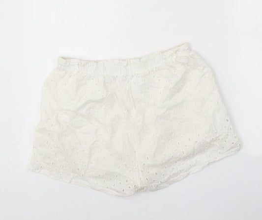 Boohoo Womens White 100% Cotton Bermuda Shorts Size 12 Regular Pull On - Broderie Anglaise