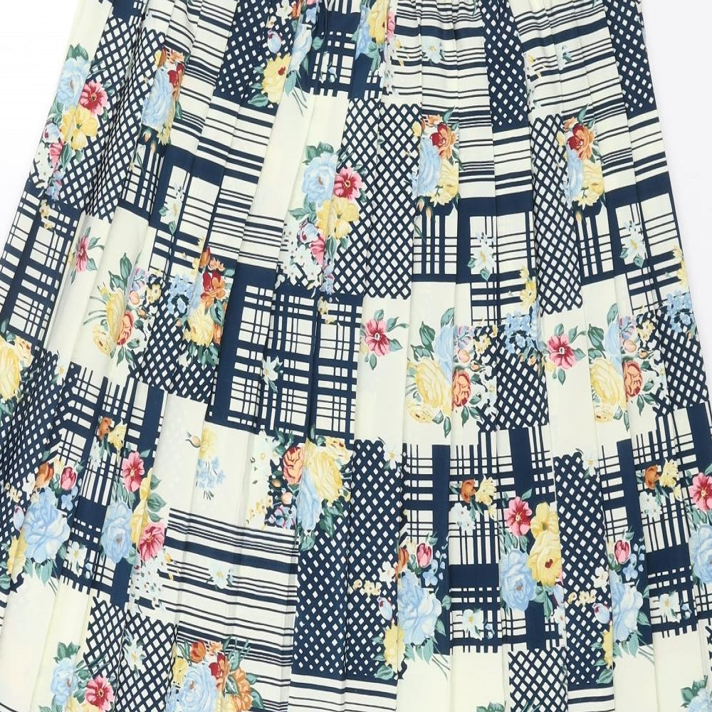 Womens UK Size 32 in Preworn Pleated Skirt