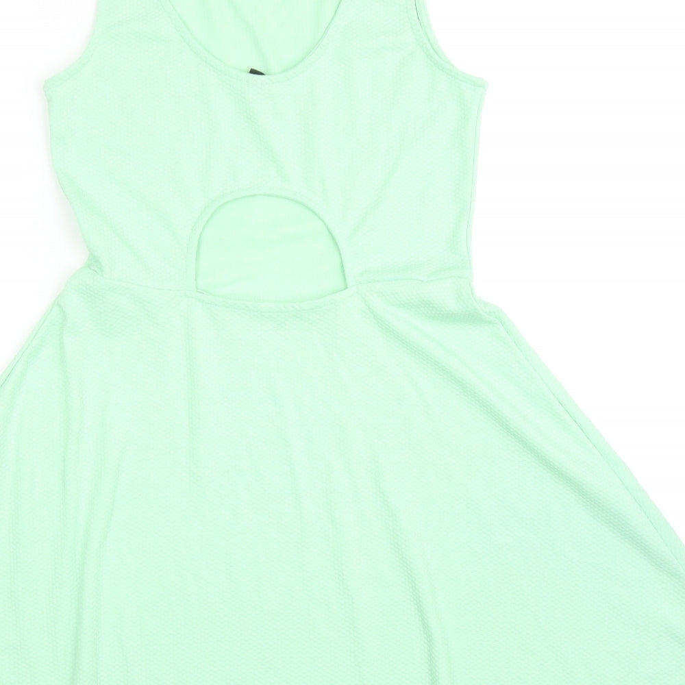 Brand and care label for Divided by H&M women’s green polyacrylate fibre fit & flare, size UK 12, scoop neck pullover
