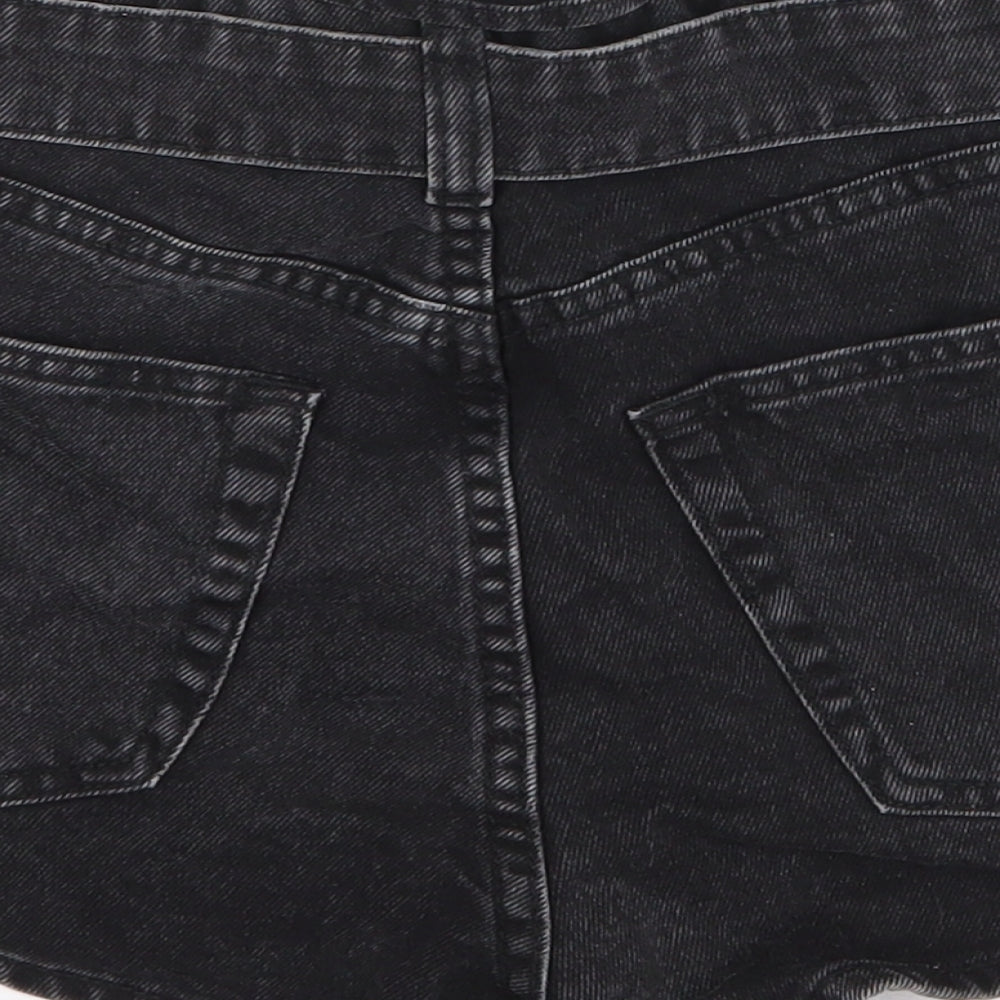 H&M Womens Black Cotton Boyfriend Shorts Size 4 Regular Button