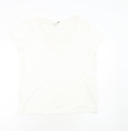 M&Co Womens White Polyester Basic T-Shirt Size 14 Round Neck