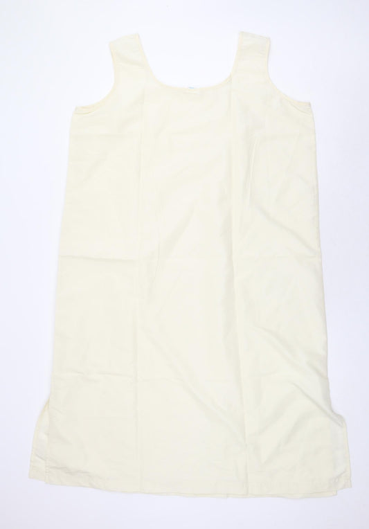 Preworn Womens Ivory Polyester A-Line Size 24 Round Neck Pullover