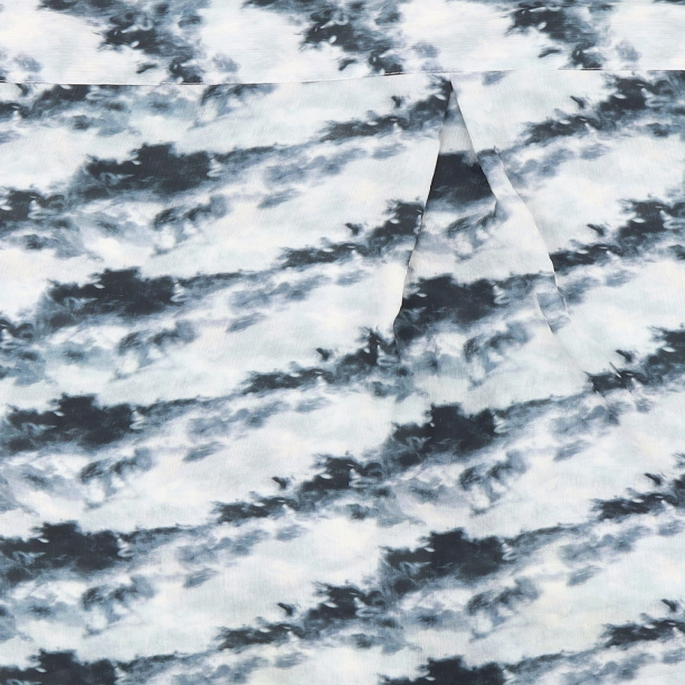 Boohoo Womens Grey Geometric Polyester Basic Button-Up Size 12 V-Neck