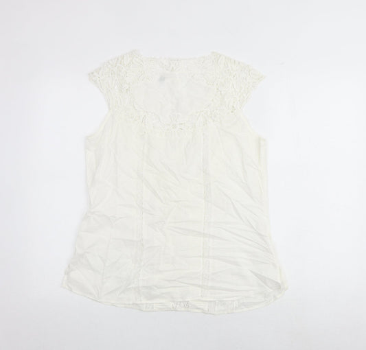 Lakeland Womens White Polyester Basic Blouse Size 14 Round Neck