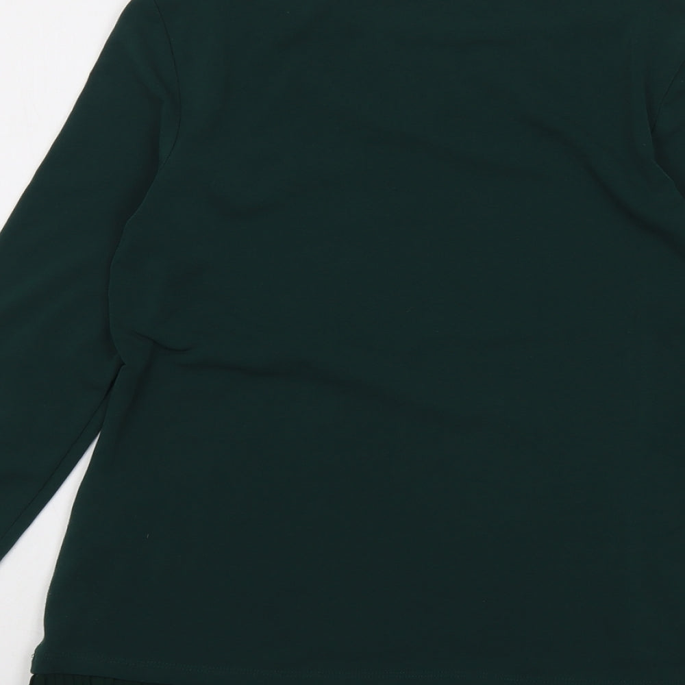 Brand and care label for ESPRIT women’s green polyester basic blouse, size M, boat neck