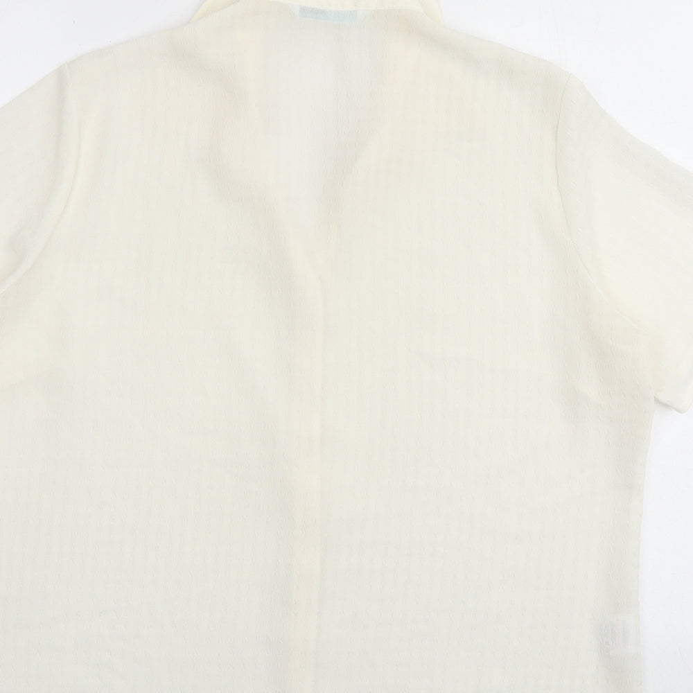 Brand and care label for AMARANTO women’s ivory polyester basic button-up, size UK 18, collared