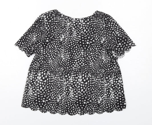 Topshop Womens Black Animal Print Polyester Basic Blouse Size 6 Round Neck