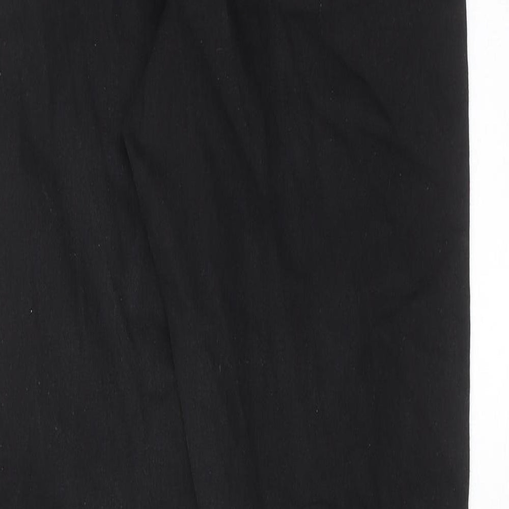 Brand and care label for ASOS women’s black cotton skinny jeans, size UK 28, in, 32-inch leg regular zip