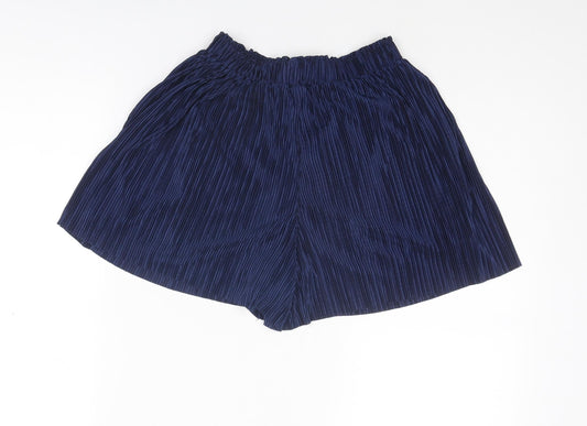 Bershka Womens Blue Polyester Basic Shorts Size L L3 in Regular Pull On