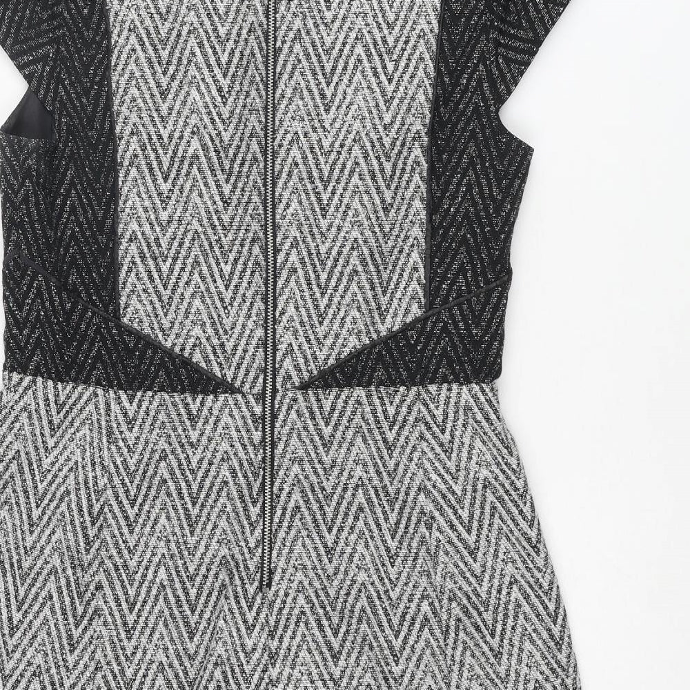 Oasis Womens Grey Geometric Cotton A-Line Size 12 Round Neck Zip