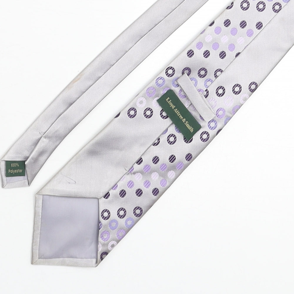 Lloyd Attree & Smith Mens Silver Polyester Pointed Tie One Size - Spotted Detail