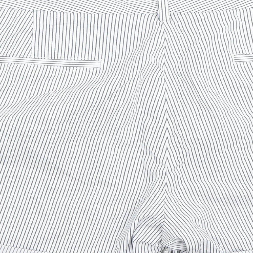 Marks and Spencer Womens Blue Striped Cotton Chino Shorts Size 22 L5 in Regular Zip