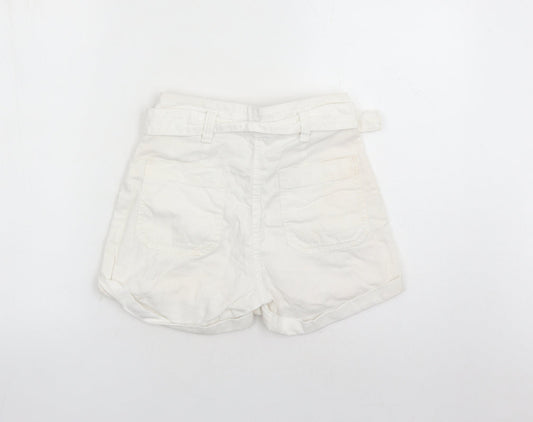 Bershka Womens White Cotton Mom Shorts Size 26 in L3 in Regular Zip - Belted