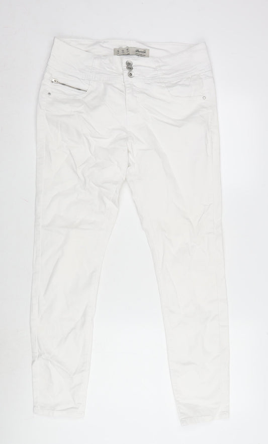 Additional front view of Denim & Co. women’s white cotton blend straight jeans, size UK 14, 28-inch leg extra-slim zip