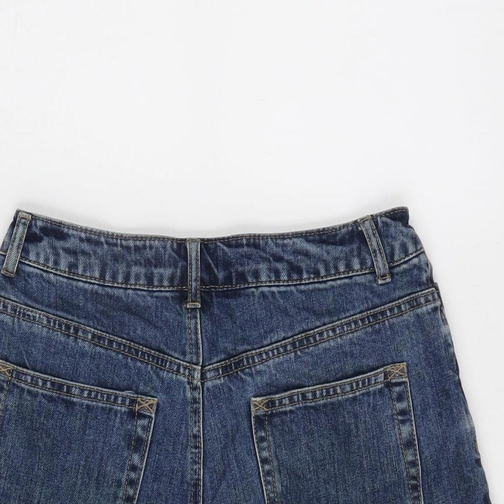 Womens UK Size 6 Missguided Regular Fit Cut-Off Shorts