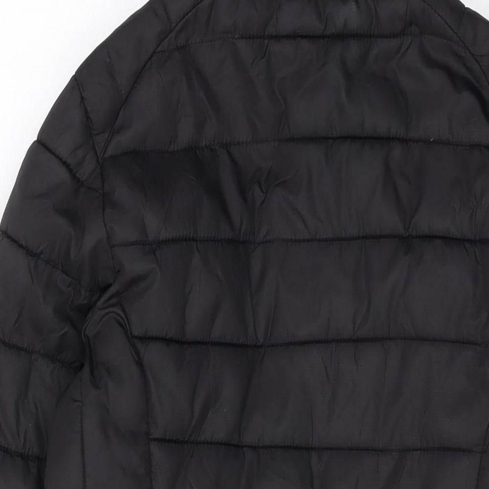 Brand and care label for Ellesse women’s black puffer jacket jacket, size UK 8, zip
