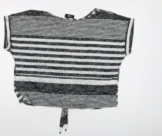 Womens UK Size 20 Wallis Black Cropped T-Shirt