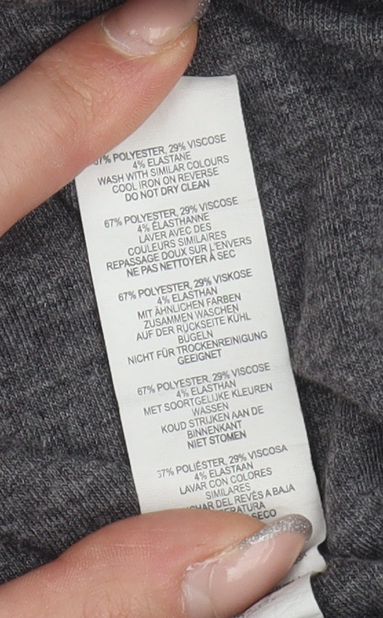 I Saw It First Grey V-Neck Women's T-Shirt Size 10