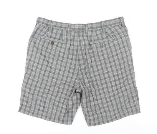 Tommy Hilfiger Men's Grey Chino Shorts - Size L