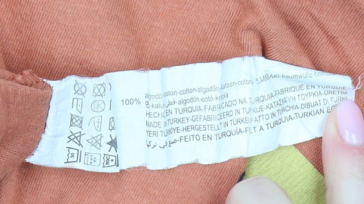 Pull&Bear Men's Orange Graphic Medium T-Shirt