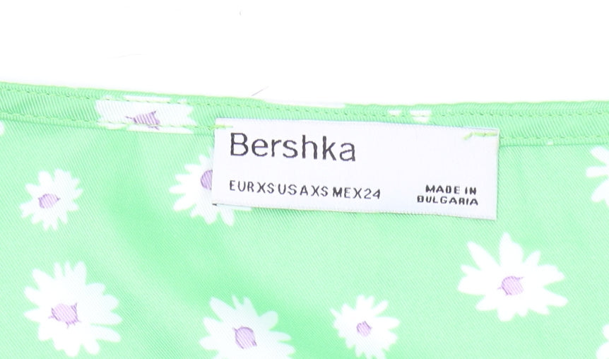 Bershka Women's Green Floral Crop Top XS