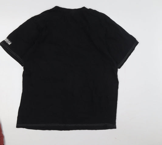 Star Wars Men's Black Graphic T-Shirt Medium