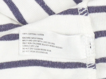 Gap Women's White Striped T-Shirt M Crew Neck