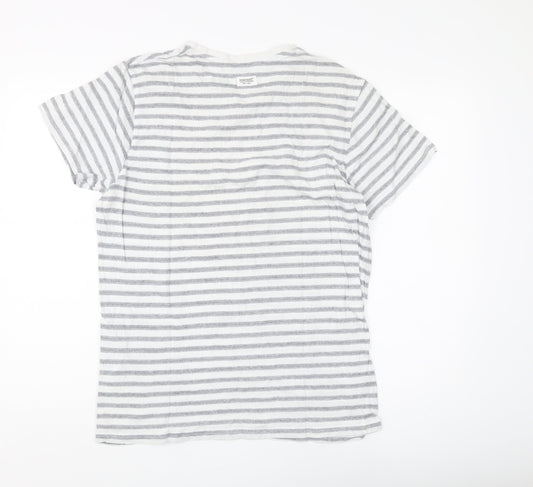 Regatta Men's Grey Striped V-Neck T-Shirt, Size L