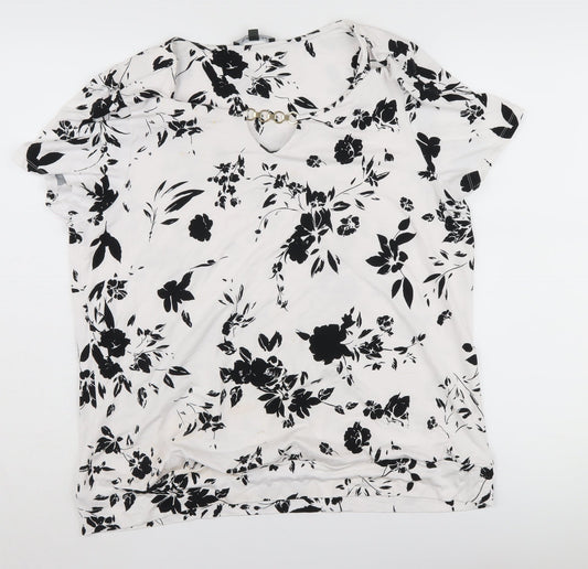Womens UK Size 18 Bonmarché White Basic T-Shirt