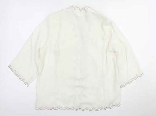 Damart Women’s White Blouse Size 14 3/4 Sleeve Button Fastening