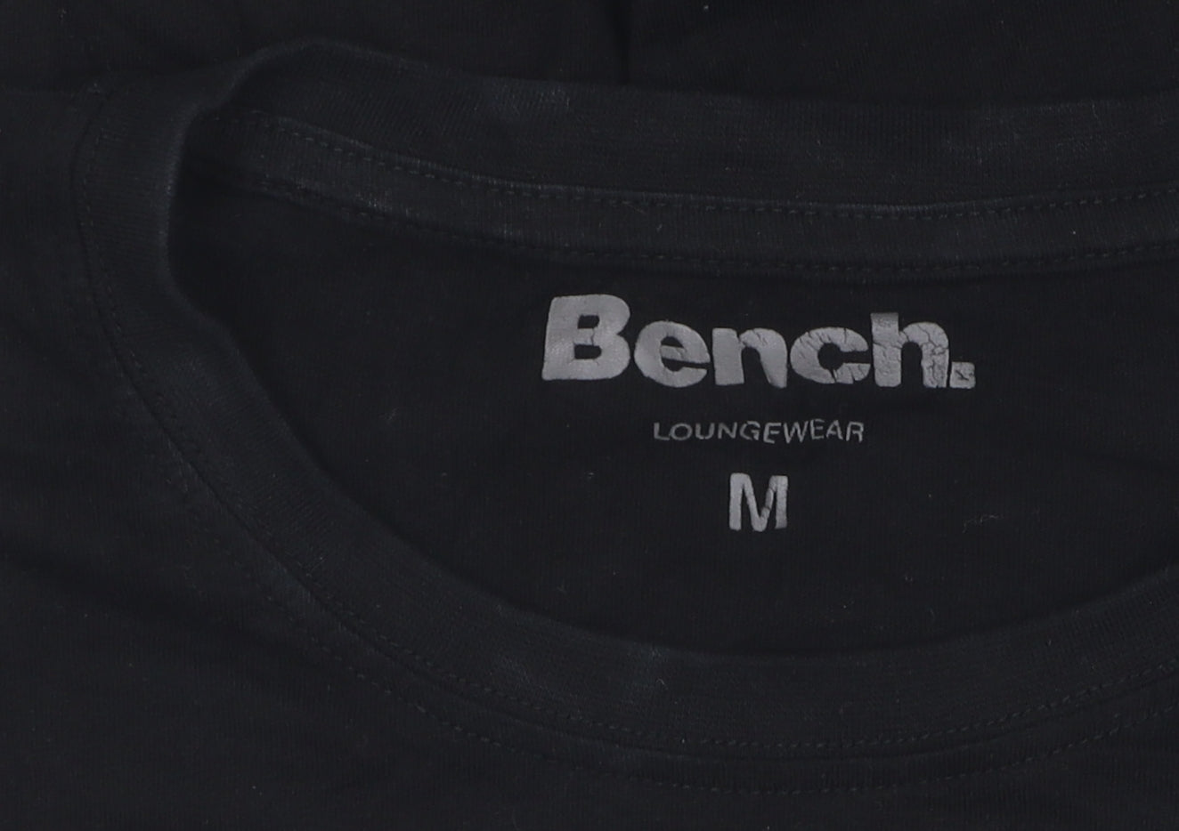 Mens UK Size M Bench Black T-Shirt