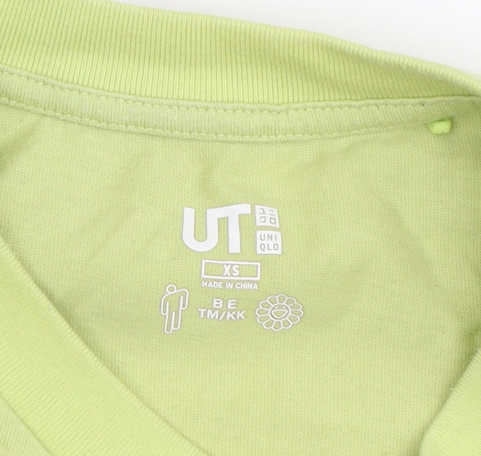 Brand and care label for Uniqlo Green XS Graphic Tee unisex casual