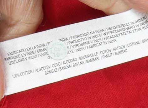 Unisex Adults UK Size M Disney Red Basic T-Shirt