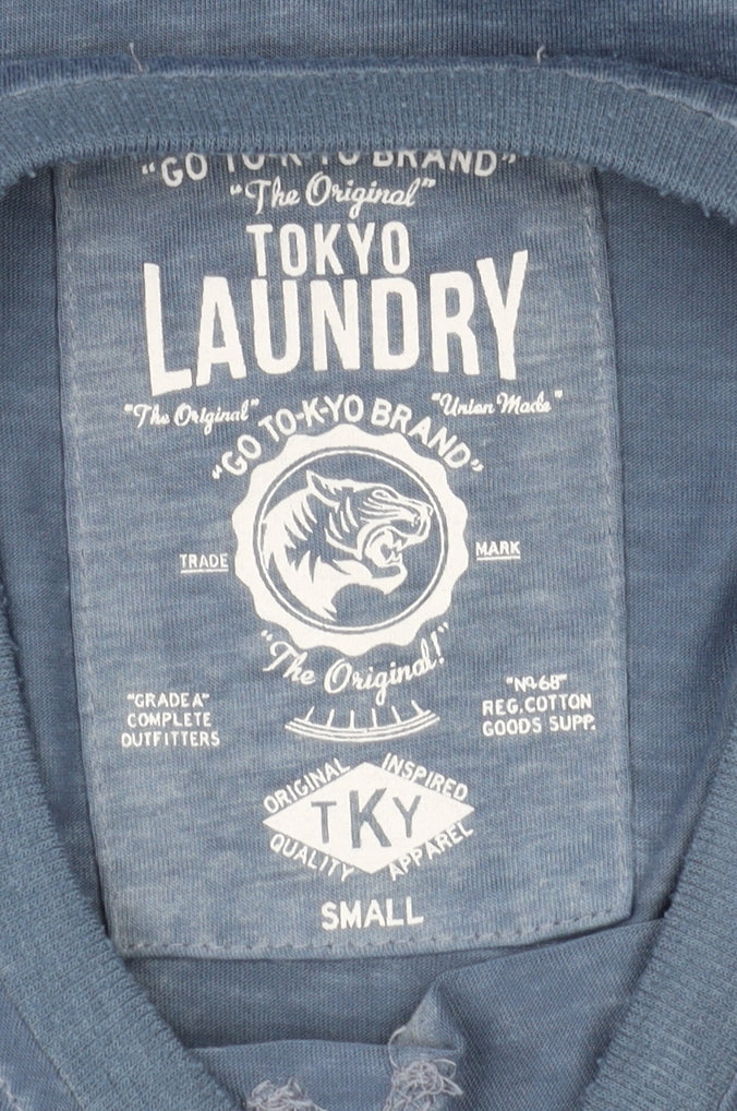 Tokyo Laundry Men's Blue Graphic T-Shirt Size S