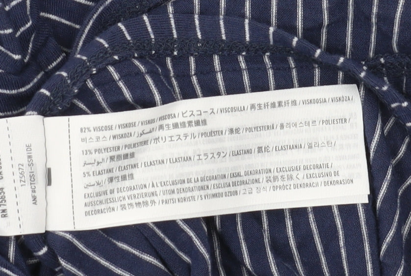 Abercrombie & Fitch Blue Striped Women’s T-Shirt XS