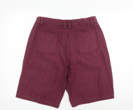 Kangol Men's Red Plaid Chino Shorts - Medium