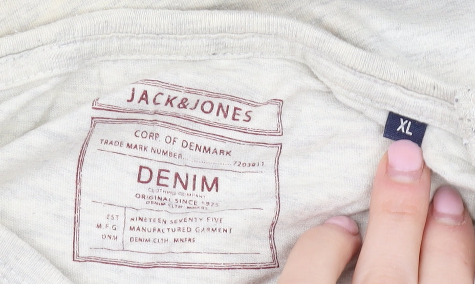 Jack & Jones Men's XL Beige Sports Graphic T-Shirt