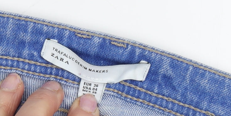 Zara Women’s Blue Distressed Jeans Size 8