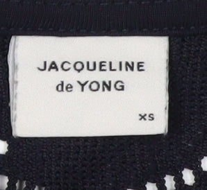 Close-up detail of Jacqueline de Yong Women’s Black Knit T-Shirt XS