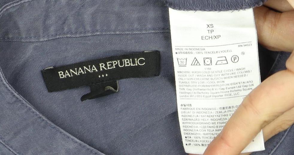 Womens UK Size XS Banana Republic Blue Basic Button-Up