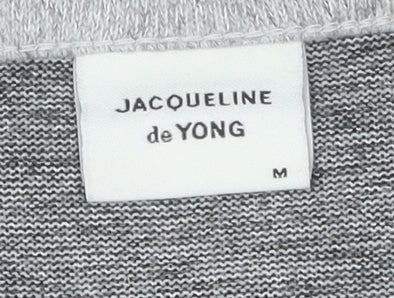 Close-up detail of Jacqueline de Yong Women's Striped V-Neck T-Shirt M
