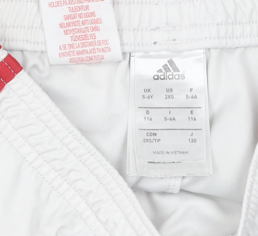 Adidas Boys' White Manchester United Athletic Shorts 5-6 Years
