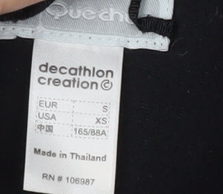 Brand and care label for Decathlon Black Fleece Pullover Sweatshirt, unisex s