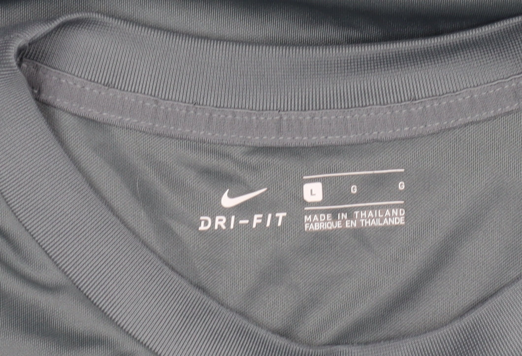 Nike Men's Grey Football T-Shirt L - Breathable & Lightweight
