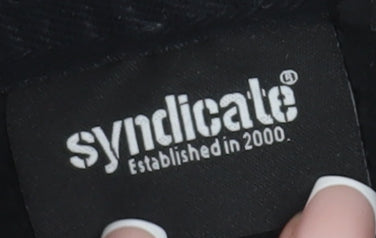 Brand and care label for Syndicate Black Deer Graphic Pullover Sweatshirt L